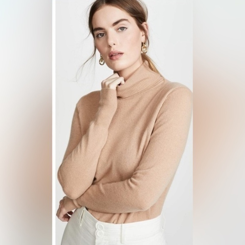 Joseph A tan turtleneck sweater size small petite